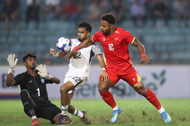 Bị chỉ trích vì gọi ‘ông già’ tranh vô địch AFF Cup với Việt Nam, HLV Thái Lan nói gì?- Ảnh 2.