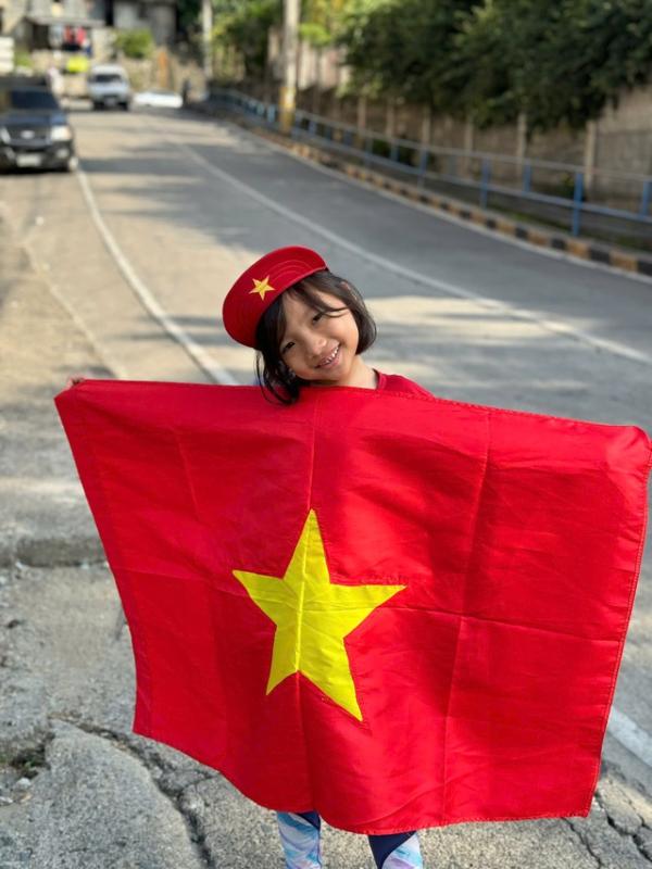 Runner nhí tạo ấn tượng trên đường chạy VnExpress Marathon Green Paradise Cần Giờ 2026- Ảnh 4. Runner nhí tạo ấn tượng trên đường chạy VnExpress Marathon Green Paradise Cần Giờ 2026- Ảnh 4.