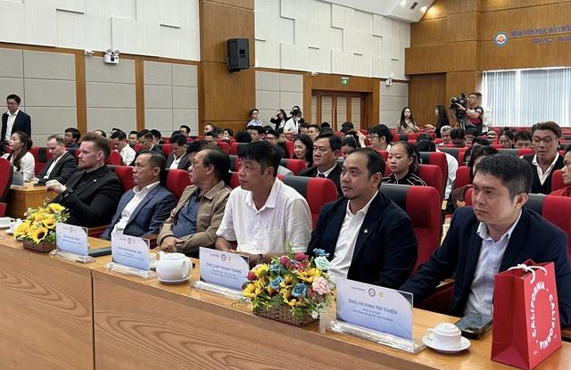 Các 'chiến binh' muay TP.HCM được bảo trợ y tế- Ảnh 1. Các 'chiến binh' muay TP.HCM được bảo trợ y tế- Ảnh 1.
