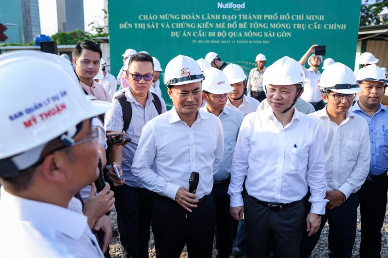 Cam kết đến 2.9, TP.HCM sẽ có cầu đi bộ vượt sông Sài Gòn đẹp lung linh- Ảnh 1. Cam kết đến 2.9, TP.HCM sẽ có cầu đi bộ vượt sông Sài Gòn đẹp lung linh- Ảnh 1.