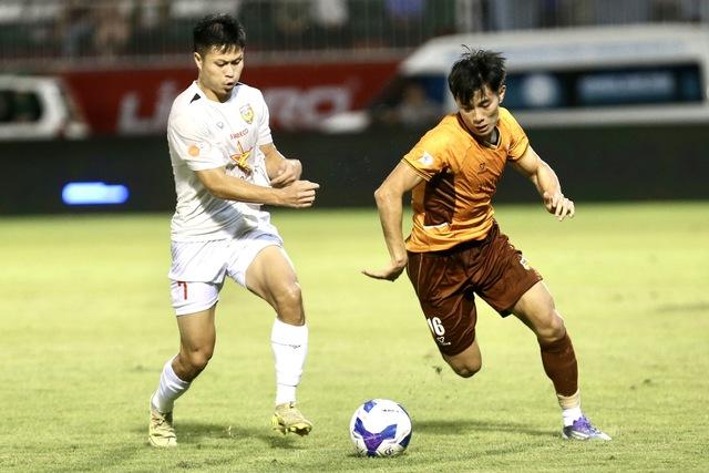 HAGL nắm quyền tự quyết, sớm trụ hạng V-League trong trường hợp nào?- Ảnh 1. HAGL nắm quyền tự quyết, sớm trụ hạng V-League trong trường hợp nào?- Ảnh 1.