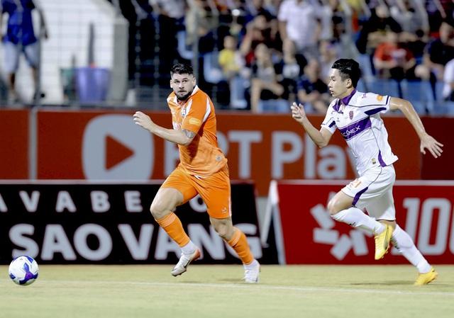 Đua trụ hạng V-League kịch tính như phim hành động: Cựu vương Đà Nẵng nắm lợi thế- Ảnh 2.