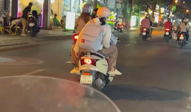 Bên trong “lò” nuôi phụ nữ - Ảnh 1.