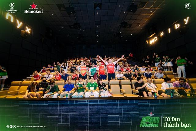 FanStation bùng nổ tinh thần 'từ fan thành bạn' đêm PSG bảo vệ ngôi vương trước Arsenal- Ảnh 1. FanStation bùng nổ tinh thần 'từ fan thành bạn' đêm PSG bảo vệ ngôi vương trước Arsenal- Ảnh 1.