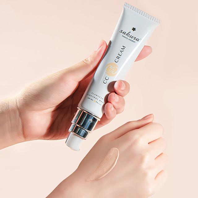 Da đổ dầu, makeup trôi giữa nắng nóng: Dùng ngay 3 kem chống nắng nâng tone này! - Ảnh 2.