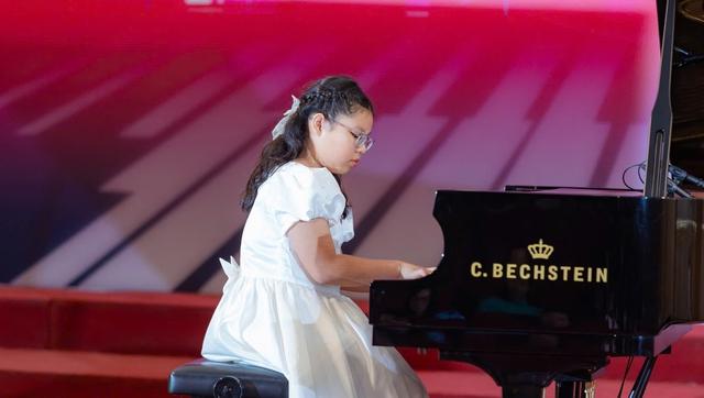 Nữ sinh lớp 7 giành vé dự vòng chung kết Piano quốc tế Piara 2026 - Ảnh 5.