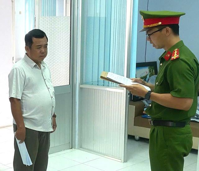Khởi tố cựu Hiệu trưởng Trường cao đẳng nghề Kiên Giang lập khống hồ sơ quyết toán- Ảnh 2. Khởi tố cựu Hiệu trưởng Trường cao đẳng nghề Kiên Giang lập khống hồ sơ quyết toán- Ảnh 2.