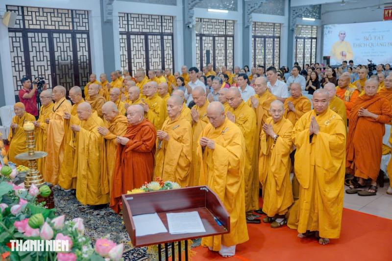 Trang nghiêm lễ tưởng niệm 63 năm Bồ tát Thích Quảng Đức vị pháp thiêu thân tại TP.HCM - Ảnh 1.
