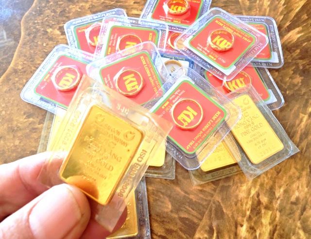 Giá vàng hôm nay 11.6.2026: Đổ dốc 2,3 triệu xuống 131 triệu đồng- Ảnh 1. Giá vàng hôm nay 11.6.2026: Đổ dốc 2,3 triệu xuống 131 triệu đồng- Ảnh 1.