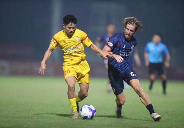 Đội của cố vấn Park Hang-seo phải thắng 'U.23 Việt Nam thu nhỏ' để lên V-League- Ảnh 3. Đội của cố vấn Park Hang-seo phải thắng 'U.23 Việt Nam thu nhỏ' để lên V-League- Ảnh 3.