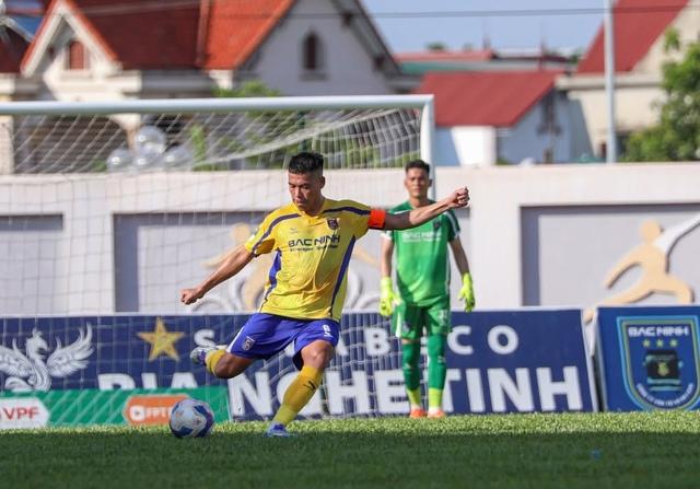 Lịch thi đấu play-off cực nóng Bắc Ninh đại chiến PVF-CAND: Dàn sao U.23 Việt Nam giữ suất V-League?- Ảnh 4. Lịch thi đấu play-off cực nóng Bắc Ninh đại chiến PVF-CAND: Dàn sao U.23 Việt Nam giữ suất V-League?- Ảnh 4.