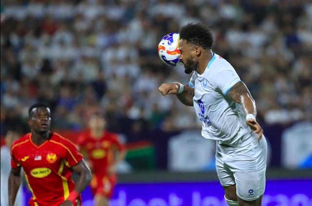 Xuân Son thể hiện chân giá trị ngay trước AFF Cup: Cả Đông Nam Á hãy đợi đấy!
- Ảnh 1. Xuân Son thể hiện chân giá trị ngay trước AFF Cup: Cả Đông Nam Á hãy đợi đấy!
- Ảnh 1.