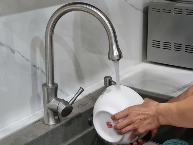 Lịch cúp nước 9 phường ở TP.HCM bắt đầu từ tối nay 4.6 - Ảnh 1.