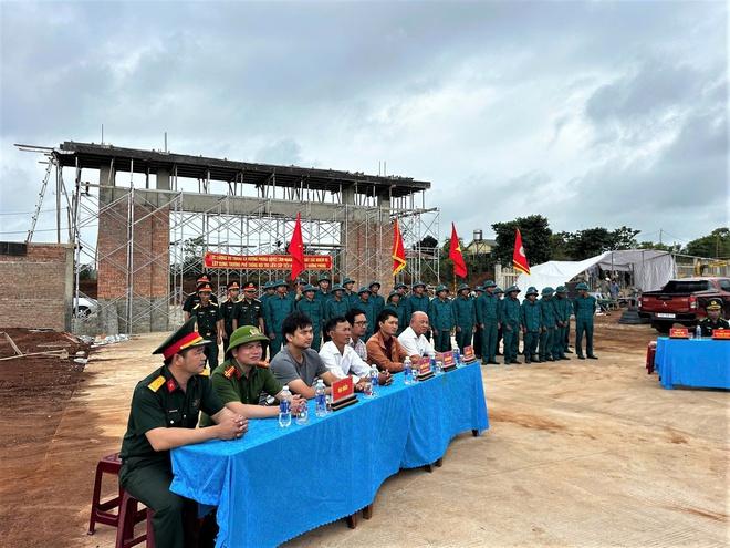 Dựng trường dưới nắng gió biên cương Quảng Trị- Ảnh 8.