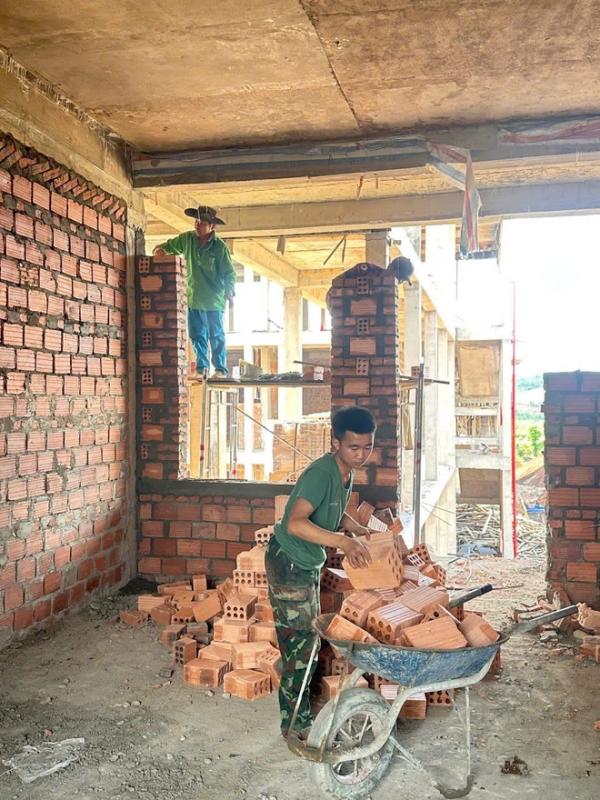 Dựng trường dưới nắng gió biên cương Quảng Trị- Ảnh 13.
