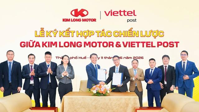 Kim Long Motor và Viettel Post ký kết hợp tác chiến lược toàn diện- Ảnh 1. Kim Long Motor và Viettel Post ký kết hợp tác chiến lược toàn diện- Ảnh 1.